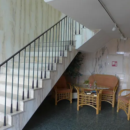 Apartment Tief 10 7