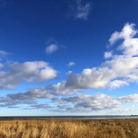 Διαμέρισμα Tief 10 7 *